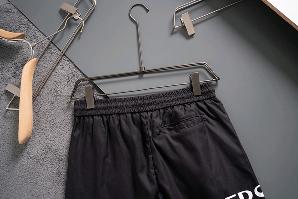 ブランドハーフパンツ角部分ディテール